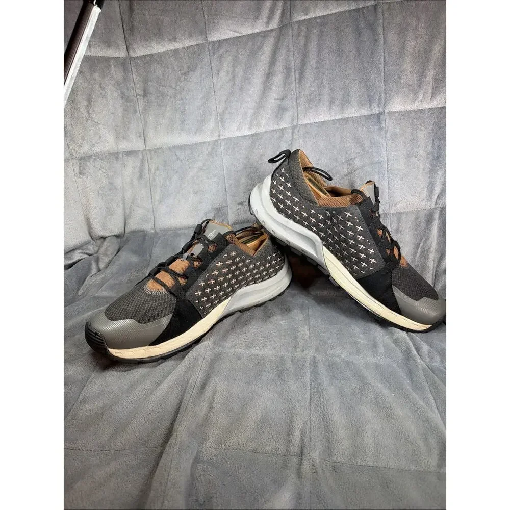 North Face Men’s Mountain Sneaker 10 Graphite Grey/Tagumi Brown. Great Shape!!